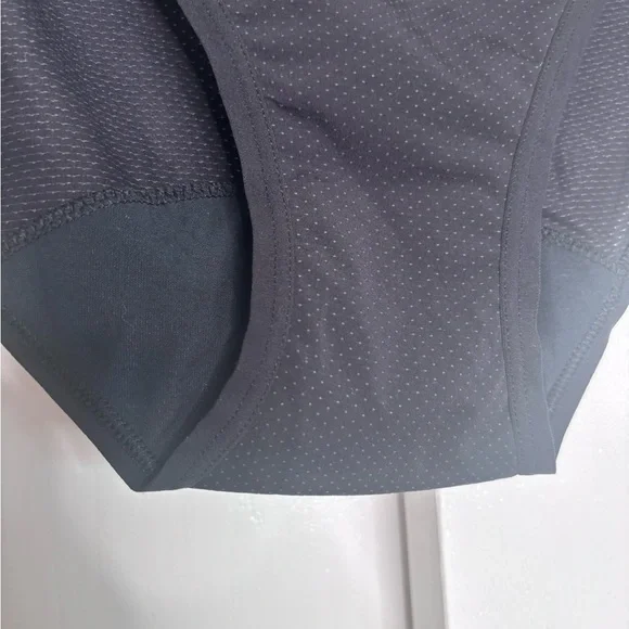 Thinx Air™ Hiphugger Period Underwear – XL – Black – NWT - Picture 3 of 7